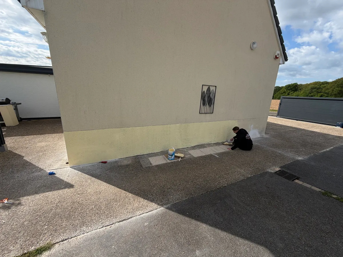 Peinture hydrofuge toiture dans les Yvelines par MS Couverture